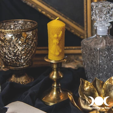 Angyalos méhviasz gyertya - 9,5 cm x 4 cm